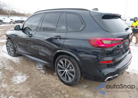 2021 BMW X5 xDrive40I z USA, uszkodzony, nr VIN 5UXCR6C09M9D89628